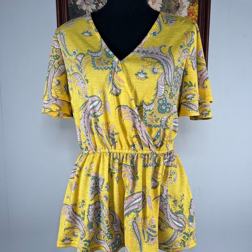 Cato Blouse Top Women's Medium Yellow Multicolor Paisley Flutter Sleeve NO BELT
